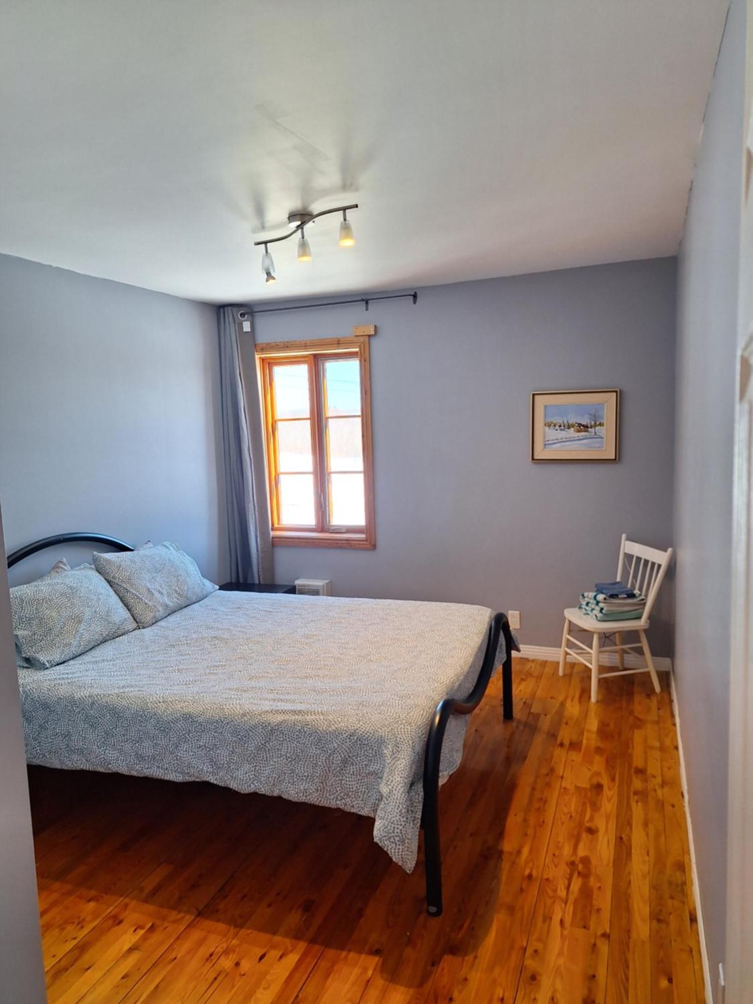 Auberge Le P'Tit Bonheur Saint-Laurent-de-l'ile d'Orleans Luaran gambar