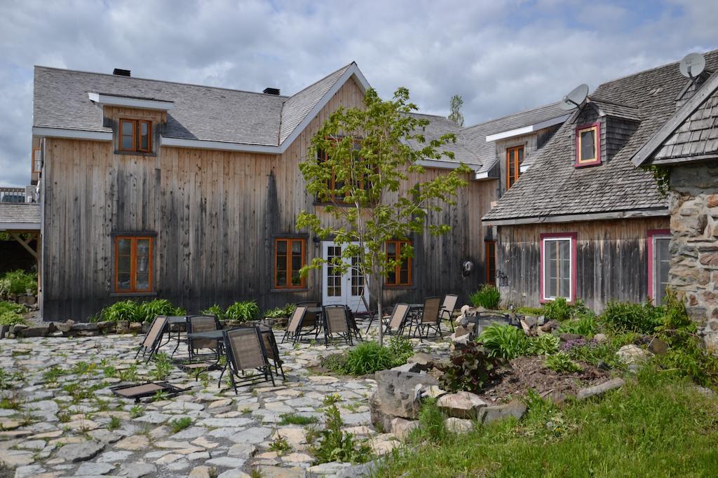 Auberge Le P'Tit Bonheur Saint-Laurent-de-l'ile d'Orleans Luaran gambar